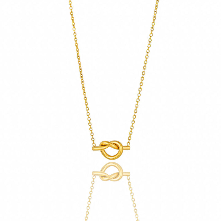 MILENA® KNOT NECKLACE